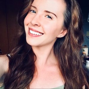 Meet your Posher, Alexandria